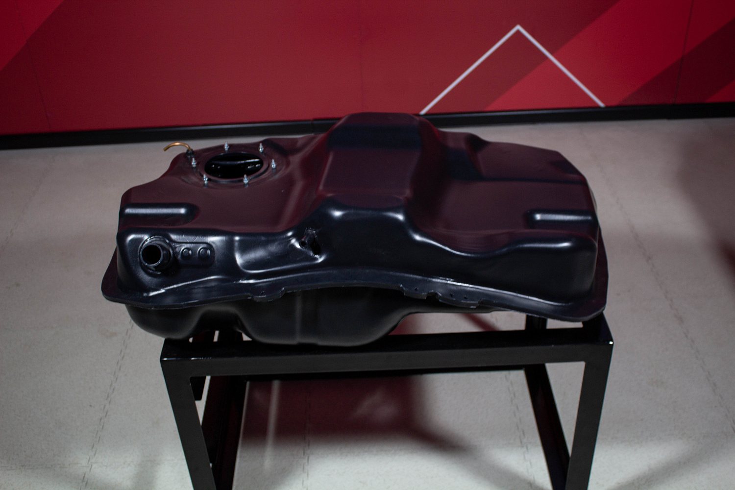 Пластиковый топливный бак Mitsubishi  Outlander XL, 2005-2018 г.в. (BP) -  50 л.